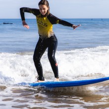 Escuela de Surf Essus en Zarautz